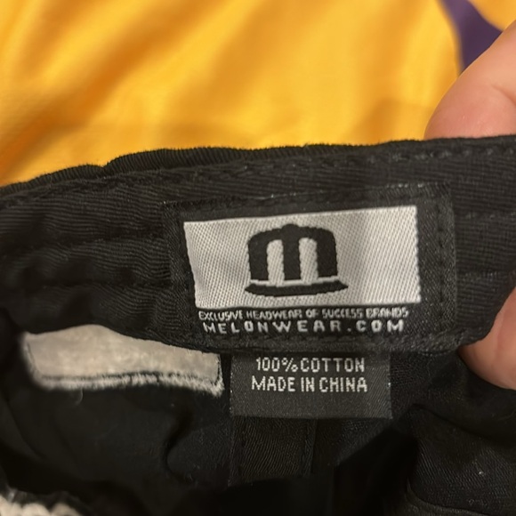 LA LAKERS JR. JERSEY, TEE SHIRT, DRAW STRING BAG, BASEBALL HAT CAMP GEAR - Picture 11 of 15